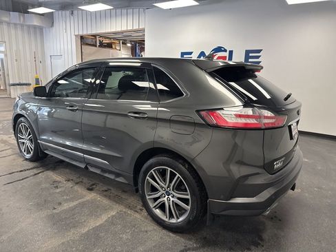 Used 2019 Ford Edge Titanium w/ Equipment Group 301A image 7