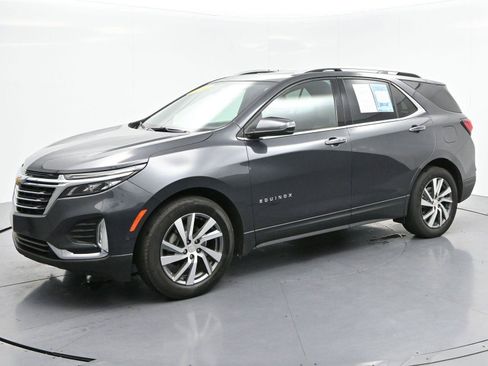 Used 2022 Chevrolet Equinox Premier FWD image 3