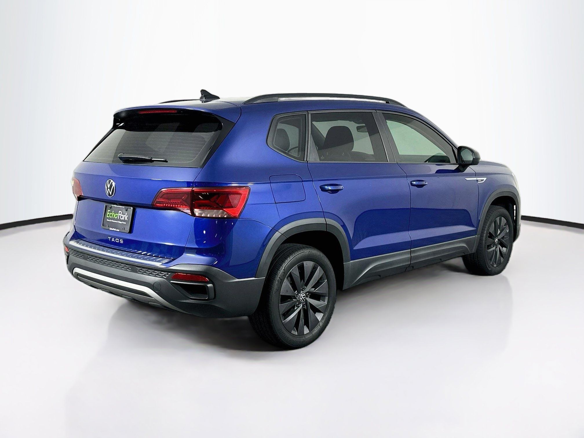 Used 2024 Volkswagen Taos S FWD image 9