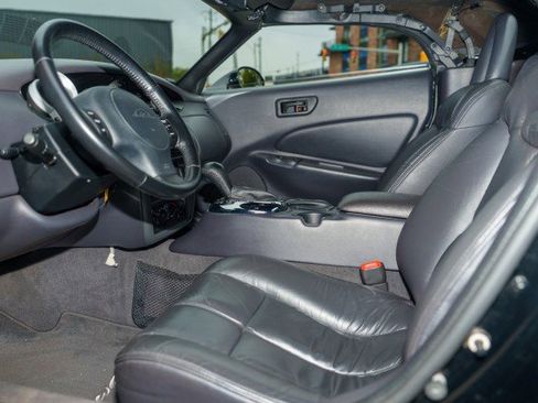 Used 2000 Plymouth Prowler image 10