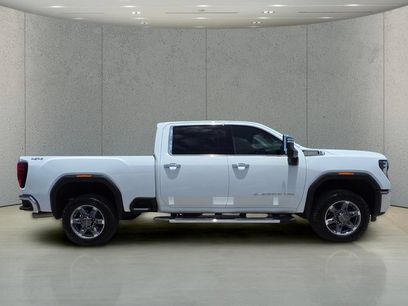 Used 2025 GMC Sierra 2500 SLT w/ SLT Premium Package