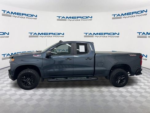 Used 2019 Chevrolet Silverado 1500 Custom Trail Boss w/ Custom Convenience Package AWD/4WD image 2