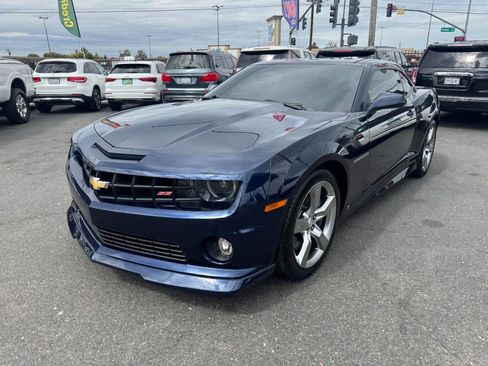 Used 2010 Chevrolet Camaro SS w/ LPO, Ground Effects Package image 4