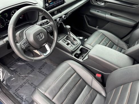 Certified 2024 Honda CR-V Sport-L image 4