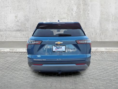 Used 2025 Chevrolet Equinox LT w/ Convenience Package II AWD/4WD image 9