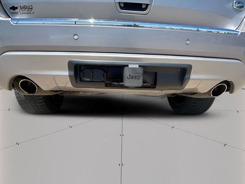 Used 2014 Jeep Grand Cherokee Overland AWD/4WD image 8