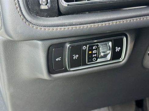 Certified 2025 Lincoln Aviator 2WD w/ Equipment Group 101A image 12