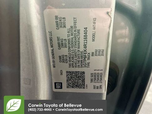 Used 2024 GMC Canyon Denali image 26