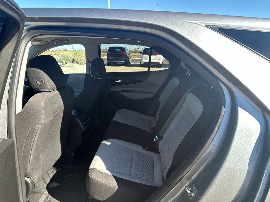 Used 2023 Chevrolet Equinox LT w/ LPO, Floor Liner Package AWD/4WD image 11