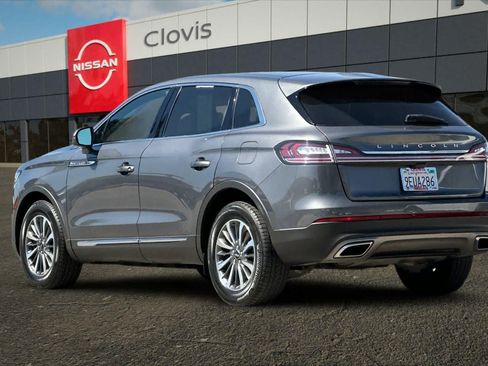 Used 2022 Lincoln Nautilus FWD w/ Premium Package image 7