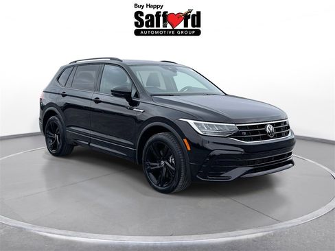 Used 2023 Volkswagen Tiguan SE R-Line image 10