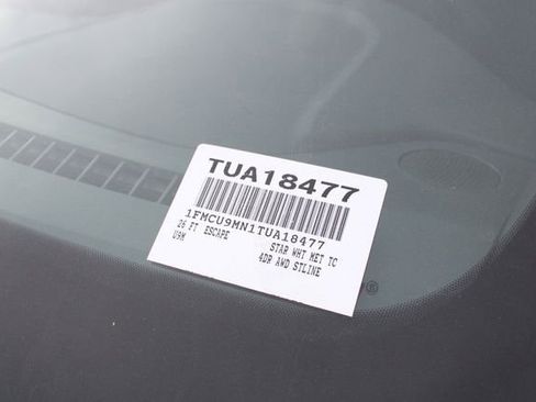 New 2026 Ford Escape ST-Line w/ Tech Pack #1 AWD/4WD image 32