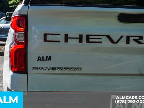 Used 2021 Chevrolet Silverado 1500 Custom Trail Boss AWD/4WD image 13