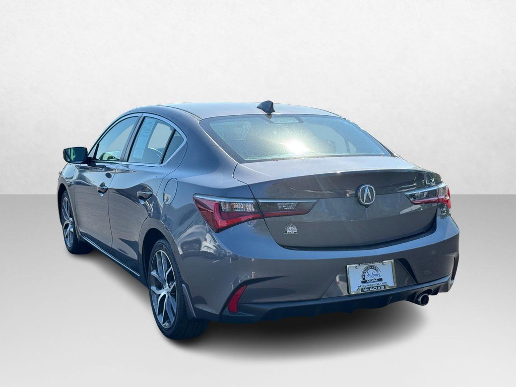 Used 2019 Acura ILX w/ Technology Package FWD image 4