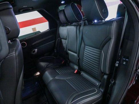 Used 2022 Land Rover Discovery HSE R-Dynamic image 15