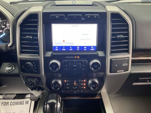 Used 2020 Ford F150 Lariat w/ Equipment Group 502A Luxury AWD/4WD image 15