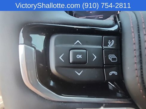 Used 2025 Jeep Wagoneer S Limited AWD/4WD image 13