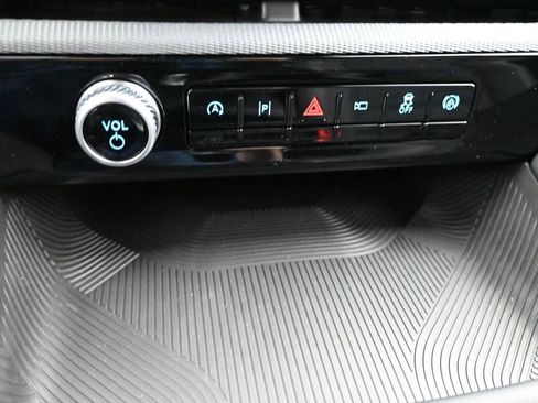 New 2026 Ford Explorer ST-Line w/ ST-Line Street Pack image 22