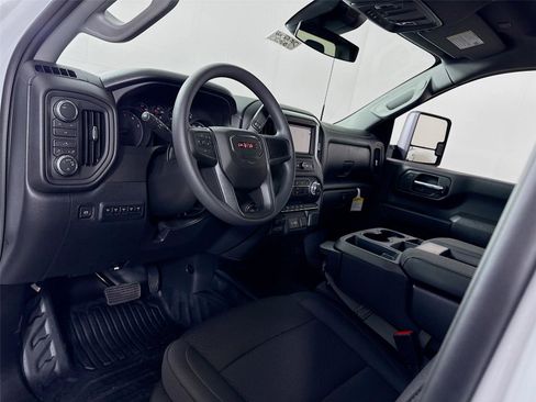 New 2026 GMC Sierra 2500 Pro w/ Convenience Package AWD/4WD image 3