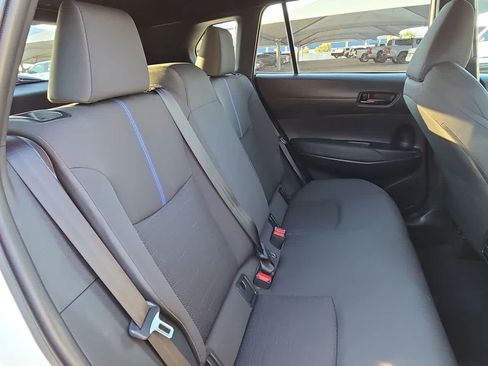 Used 2023 Toyota Corolla Cross AWD Hybrid image 17