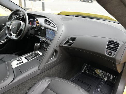 Used 2017 Chevrolet Corvette Z06 image 35