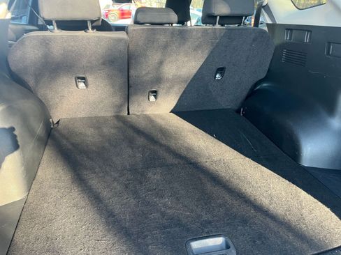 Used 2025 Kia Sportage LX image 30