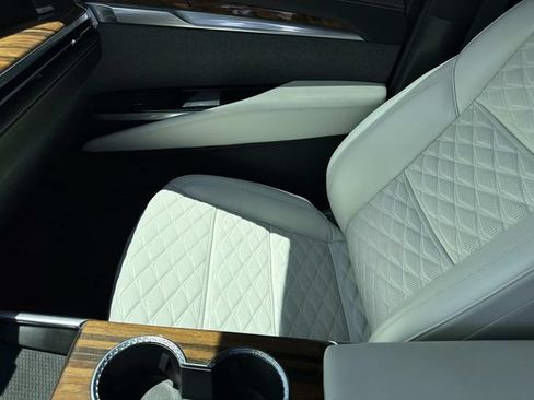 Used 2026 Cadillac Escalade Platinum Sport RWD image 21