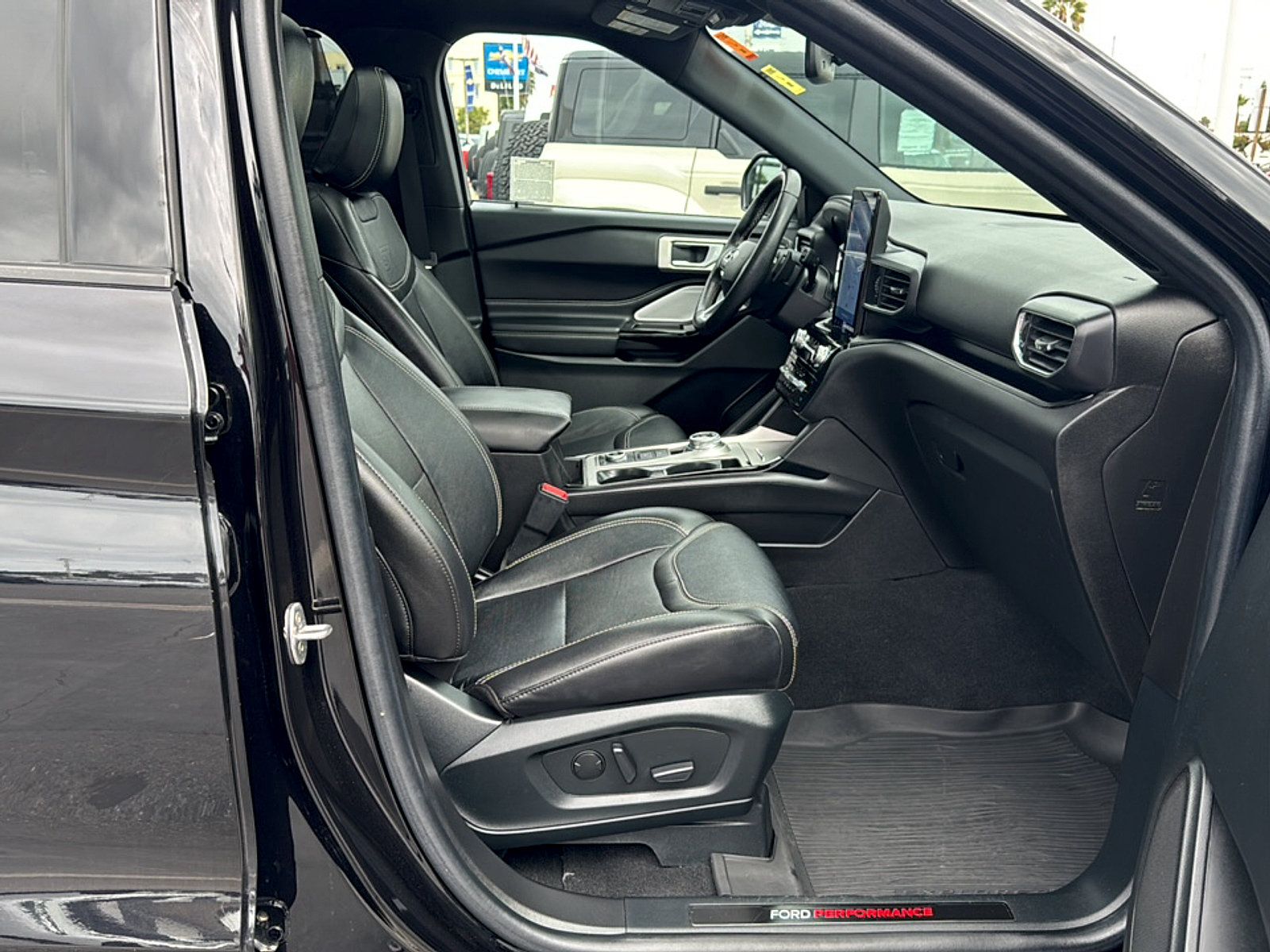 Used 2023 Ford Explorer ST w/ Equipment Group 401A AWD/4WD image 6