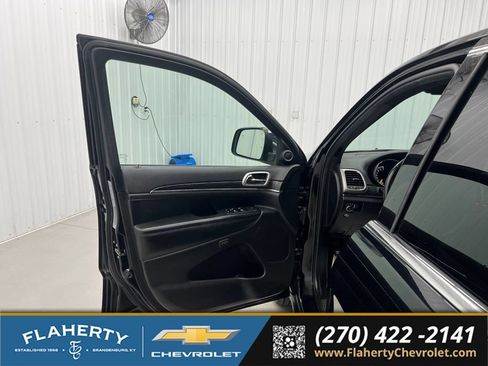 Used 2019 Jeep Grand Cherokee Limited AWD/4WD image 8