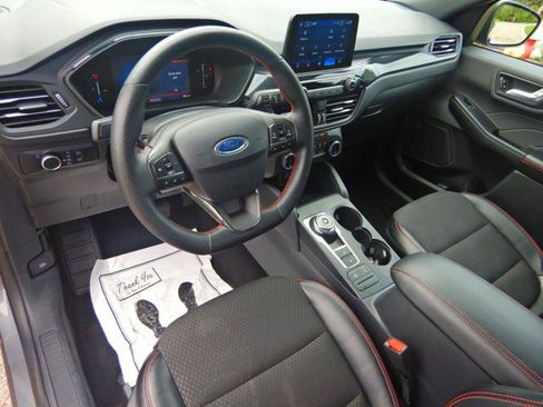 Used 2025 Ford Escape ST-Line AWD/4WD image 12