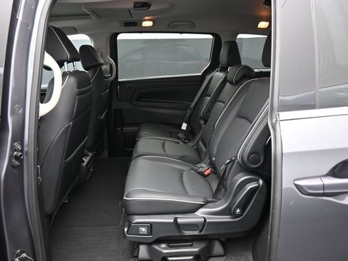 Used 2026 Honda Odyssey Elite image 23