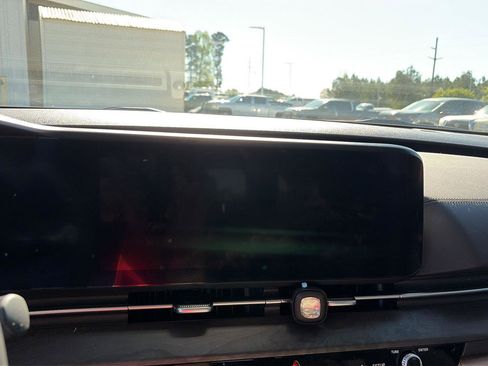 Used 2024 Kia Carnival SX image 5