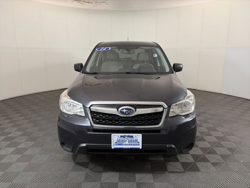 Used 2014 Subaru Forester 2.5i image 2
