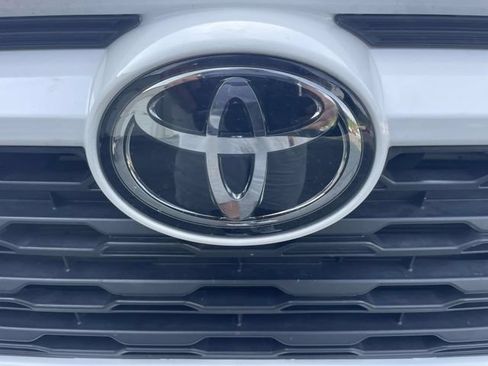 Used 2025 Toyota RAV4 XLE FWD image 4