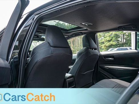 Used 2021 Toyota Corolla SE w/ SE Premium Package FWD image 36