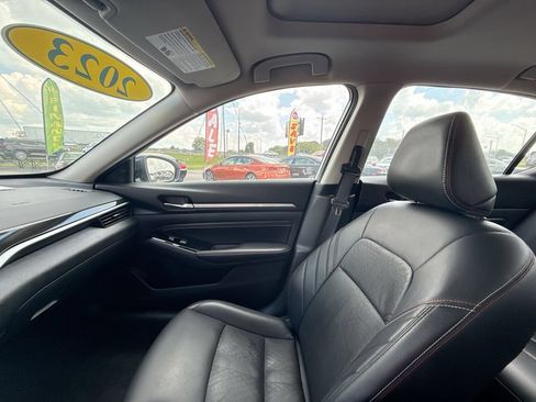 Used 2023 Nissan Altima 2.5 SR w/ SR Premium Package AWD/4WD image 31