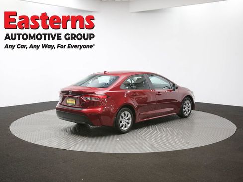 Used 2023 Toyota Corolla LE image 40