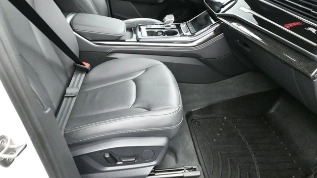 Used 2025 Audi Q7 3.0T Premium Plus AWD/4WD image 11