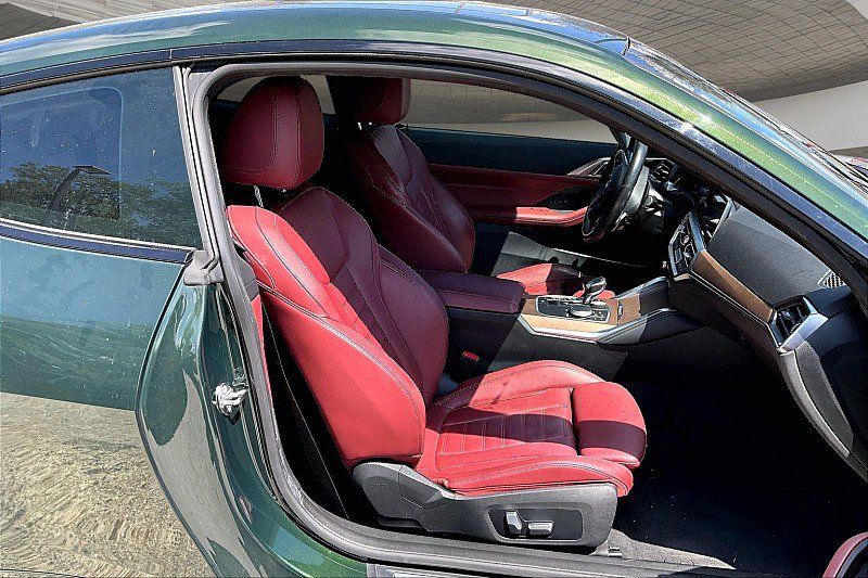Used 2021 BMW 430i Coupe w/ M Sport Package RWD image 6