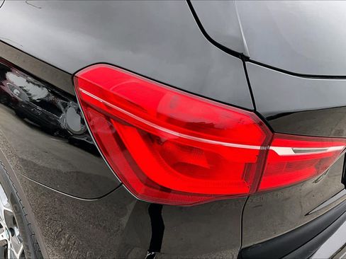 Used 2018 BMW X1 sDrive28i image 25