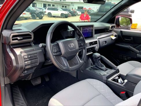 Used 2025 Toyota Tacoma SR5 image 17