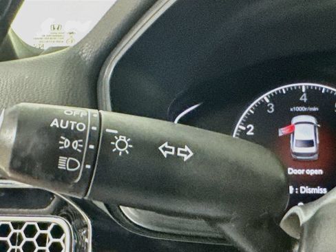 Used 2024 Honda Civic Sport image 12