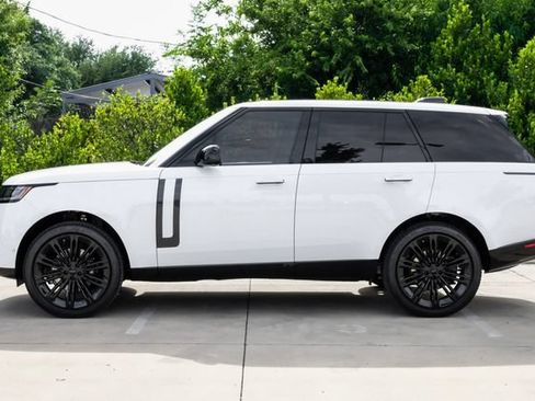 New 2026 Land Rover Range Rover SE AWD/4WD image 16
