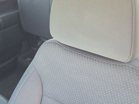 Used 2020 Chevrolet Silverado 2500 Custom w/ Custom Value Package image 16