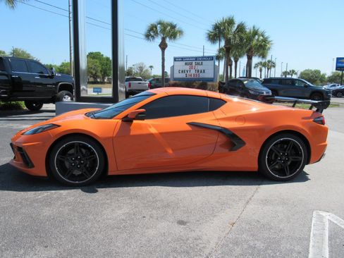 Used 2022 Chevrolet Corvette Stingray Coupe w/ 1LT image 2