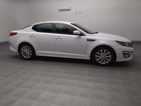 Used 2015 Kia Optima EX image 11