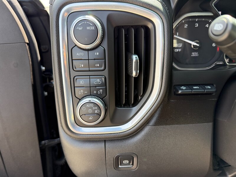 Used 2021 GMC Sierra 1500 Denali w/ Denali Ultimate Package AWD/4WD image 36
