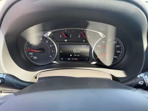 Used 2024 GMC Terrain SLT AWD/4WD image 20