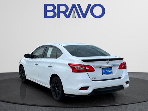 Used 2018 Nissan Sentra S w/ S Midnight Style Package FWD image 8