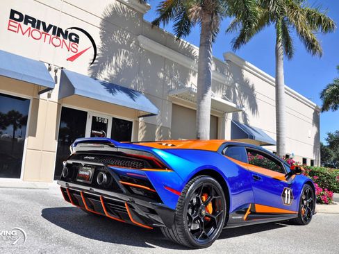 Used 2020 Lamborghini Huracan EVO AWD/4WD image 22